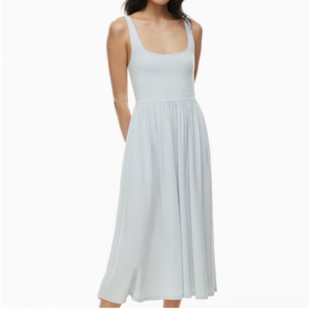 🌝20% Aritzia Wilfred Pale Blue Midi Dress